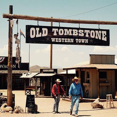 Silver Spur Homestead Luxury Glamping - The Cowboy Tombstone Exterior photo
