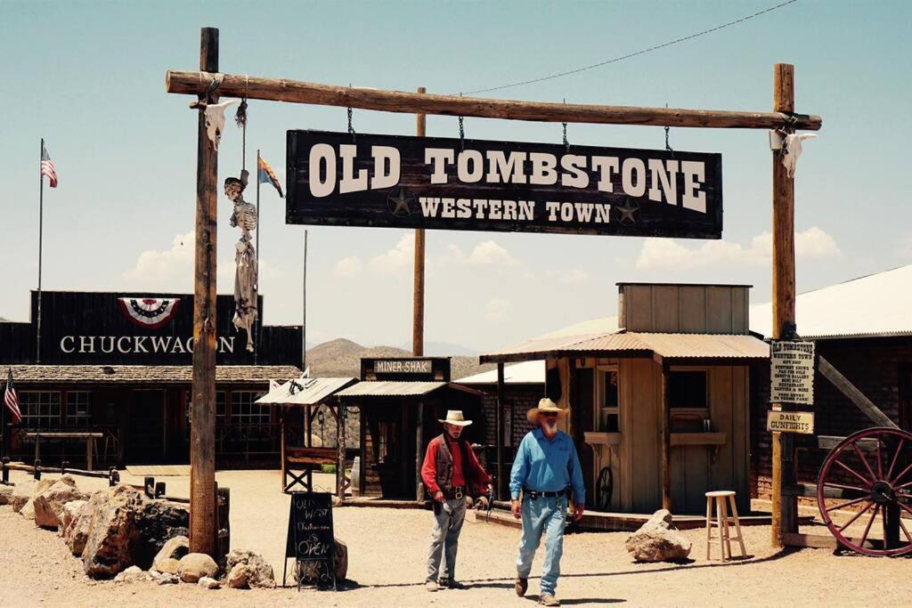 Silver Spur Homestead Luxury Glamping - The Cowboy Tombstone Exterior photo